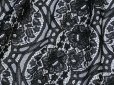 画像2: 【新品】4519【F】上質 大きな花刺繍 スカート 黒系 ボリュームフレア 貼り合わせ加工 大人の上品スタイル (2)
