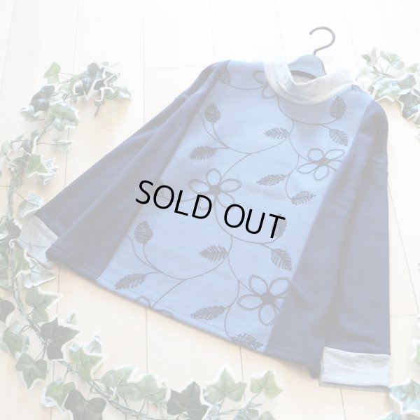 画像1: 新品 9300 ML 裏シャギー ボタニカル 刺繍 プルオーバー 秋 冬 レディース 紺系 ウール調生地 スウェット ハイネック 異素材切替