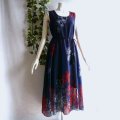 新品 9524 ML 大きな花柄 シフォン ワンピース 春 夏 紺系 タッセルリボン レディース ノースリーブ マキシ 美しい透け感 上質