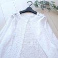 画像1: 新品 9672 ML カットワーク風 綿混 カーディガン 白 春 夏 レディース 花模様 レース ノーカラー ジャケット 上品 (1)