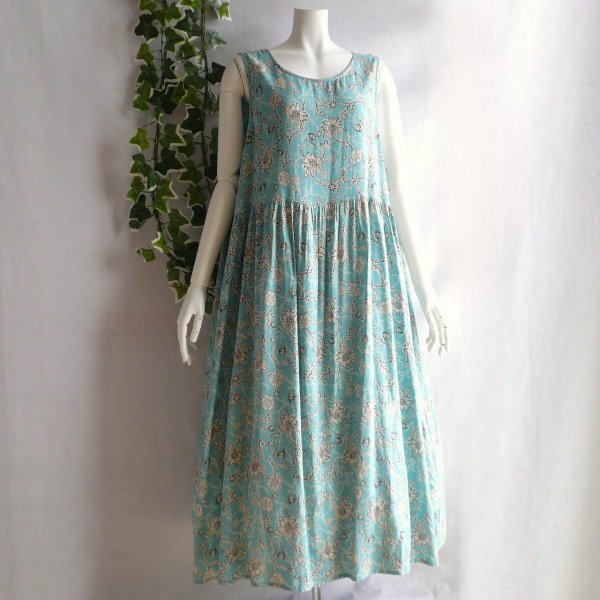 画像1: 新品 9683 L 手書き風 花柄 レーヨン100％ ワンピース 春 夏 ミント系 レディース 透け感 インド製 ナチュラル 50代 60代 70代