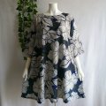 新品 9678 ML 大きな花柄 シャツ チュニック 春 夏 秋 紺系 レディース 抑揚生地 Aライン フレア 高級感 上質 上品 50代 60代 70代