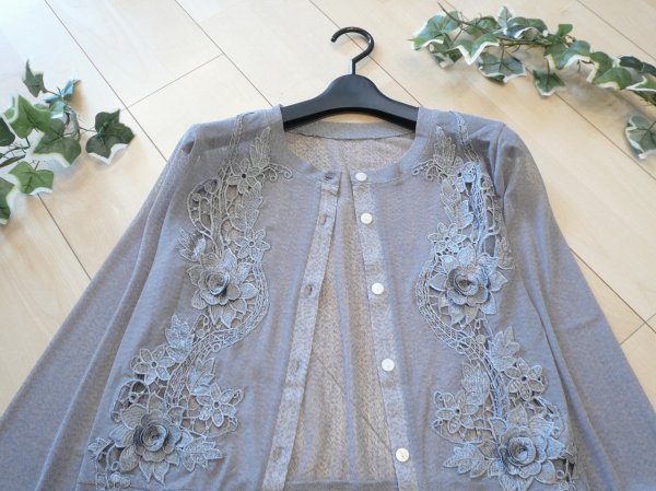 画像1: 新品 9701 ML クロシェ 立体 花刺繍 サマーニット カーディガン グレー 春 夏 秋 レディース 透け感 花モチーフ 上質 上品 