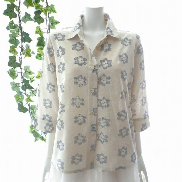画像1: 新品 9733 L フロッキー 花模様 オーバー ブラウス アイボリー系 春 夏 秋 レディース 綿100％ コットン シャツ 上品 50代 60代 70代