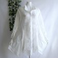 画像2: 新品 9819 ML オーガンジー 花刺繍 シャツ チュニック 白 春 夏 秋 レディース 綿100％ 美しい透け感 異素材切替 上品 50代 60代 70代 (2)