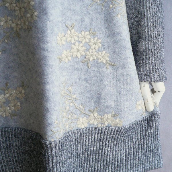 画像2: 新品 9487 ML 刺繍 ニット チュニック ワンピース 秋 冬 異素材切替 レディース グレー系 長袖 ハイネック リブ編み 上品 上質