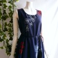 画像5: 新品 9524 ML 大きな花柄 シフォン ワンピース 春 夏 紺系 タッセルリボン レディース ノースリーブ マキシ 美しい透け感 上質