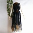 画像7: 新品 9536 ML 大きな花柄 シフォン ワンピース 春 夏 黒系 タッセルリボン レディース ノースリーブ マキシ 美しい透け感