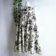 画像11: 新品 9738 L 大きな花柄 綿100％ ワンピース 夏 オフ白系 レディース インド製 コットン ボリューム フレア ロング 50代 60代 70代