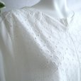画像7: 新品 9755 ML カットワーク刺繍切替 シャツ チュニック 白 レディース スキッパー襟 Aライン 袖リボン インド製 綿100％ 50代 60代 70代