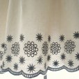 画像4: 新品 9781 ML 刺繍 綿100％ フレア チュニック 春 夏 秋 アイボリー系 レディース ベルスリーブ ピンタック 上品 50代 60代 70代