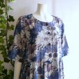 画像3: 新品 9812 M 大きな花柄 綿混 抑揚 ワンピース 青紫系 夏 レディース 花柄 ギャザー フレア 上品 50代 60代 70代