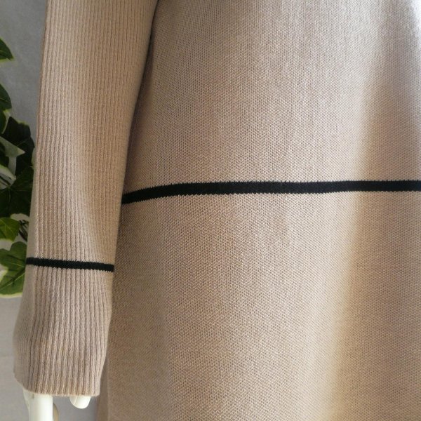 画像10: 新品 9902 ML ウール混 ニット ワンピース モカベージュ系 秋 冬 レディース パール調ブローチモチーフ 横ラインチュニック 50代 60代 70代