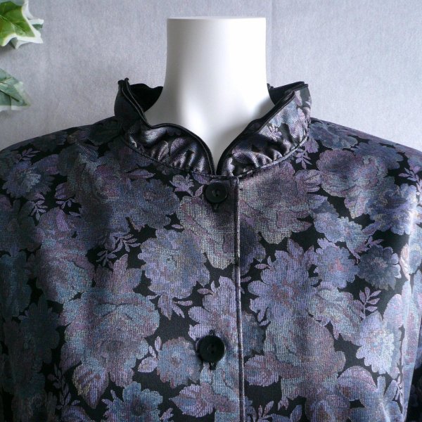 画像3: 新品 9916 L 二重フリル襟 京都染 日本素材 ブラウス ジャケット 黒系玉虫色 レディース 和風 花柄 中国縫製 高級感 上質 50代 60代 70代