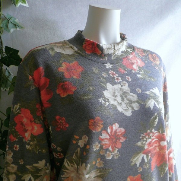 画像10: 新品 9926 ML 大きな花柄 ニットソー プルオーバー グレー系 秋 冬 レディース ハイネック 上品