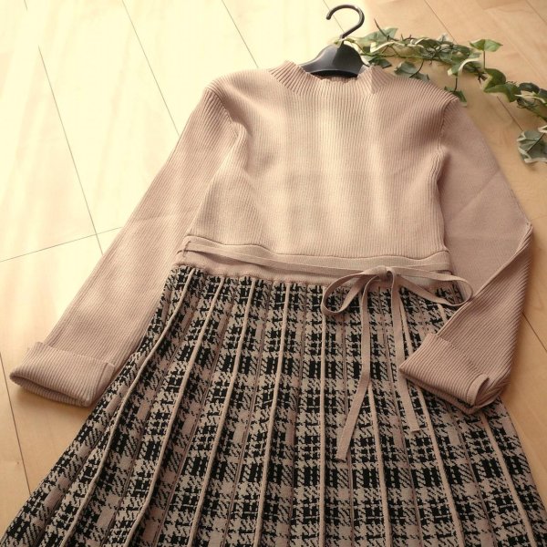 画像7: 新品 9930 L プリーツ織 切替 ニット ワンピース モカベージュ系 レディース リブ編み チェック模様 リボン 上品 50代 60代 70代