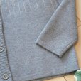 画像3: 新品 9931 S 和風 枝垂れ柄 ニット カーディガン グレー系 秋 冬 レディース もちもちニット 上質 上品 50代 60代 70代 (3)