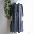 画像2: 新品 9955 ML 幾何学柄 ピンタック ワンピース 紺系 秋 レディース モード クラシック 高級感 上質 上品 50代 60代 70代 (2)