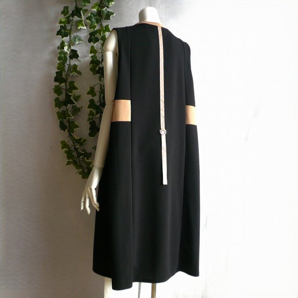 画像2: 新品 9963 ML 高級 バイカラー ワンピース 黒系 秋 レディース 配色切替 ノースリーブ モード ロング ジレ 大人 上質