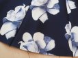 画像8: 新品 9974 ML 大きな薔薇柄 ボンディング スカート 黒系 春 秋 冬 レディース フレア 裾切りっぱなし 華やか (8)