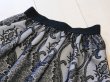 画像2: 【新品】4435【M】上質 アラベスク風刺繍織 スカート 黒系 張り合せ素材 ボリュームフレア 大人のクラシカルスタイル (2)
