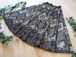 画像4: 【新品】4435【M】上質 アラベスク風刺繍織 スカート 黒系 張り合せ素材 ボリュームフレア 大人のクラシカルスタイル (4)