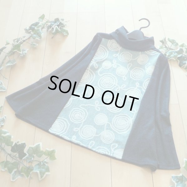 画像1: 新品 9304 ML ニット 刺繍 プルオーバー 秋 冬 オフタートル 起毛ニットソー レディース グレー系 うずまき模様 異素材切替 (1)