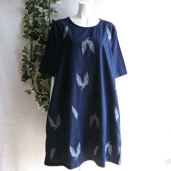 画像1: 新品 9520 ML リーフ刺繍 綿100％ デニム シャツ ワンピース 春 夏 秋 レディース 紺系 インディゴ インド製 ナチュラル コットン (1)