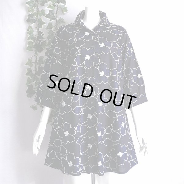 画像1: 新品 9562 ML 大きな花刺繍 綿100％ シャツ チュニック 春 夏 黒系 レディース ロング シャツ 上品 (1)