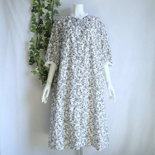画像1: 新品 9576 L ボタニカル柄 綿100％ シャツ ワンピース 春 夏 白系 レディース 透け感 ナチュラル (1)