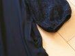 画像5: 【新品】6891【11AR】上質 刺繍レース袖 切替ワンピース 黒 フロントタック ふんわり袖 Aラインフレア 高級 上品 春 大人スタイル (5)