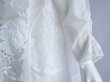 画像2: 上質 花刺繍 オーガンジー シャツ 異素材切替 チュニック 白 長袖 上品 エレガント 40代 50代 60代 春 夏 秋 新品 8029 ML (2)