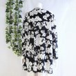 画像2: 新品 9495 ML 大きな花柄 チュニック 春 夏 秋 レディース 黒系 ゆったりハイネック ストレッチ 薄手 ジャージー (2)