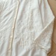 画像5: 新品 9904 ML 大きな花刺繍 ロングシャツ 白系 秋 レディース 綿混 カットワーク刺繍 シャツ チュニック ワンピース 50代 60代 70代 (5)