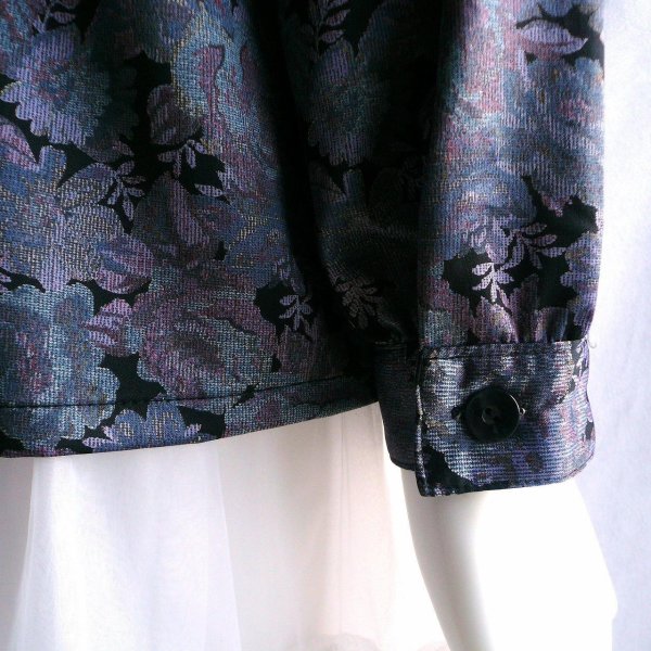 画像7: 新品 9912 M 二重フリル襟 京都染 日本素材 ブラウス ジャケット 黒系玉虫色 レディース 和風 花柄 中国縫製 高級感 上質 50代 60代 70代 (7)