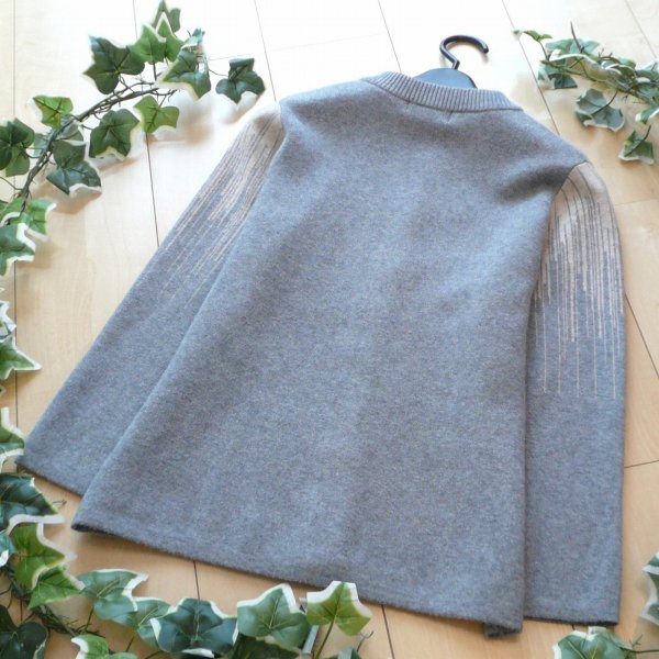 画像7: 新品 9931 S 和風 枝垂れ柄 ニット カーディガン グレー系 秋 冬 レディース もちもちニット 上質 上品 50代 60代 70代 (7)