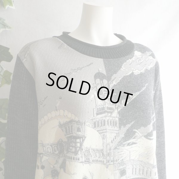 画像2: 新品 9952 ML ヨーロッパ絵画風絵柄 ニット チュニック ワンピース 黒系 秋 冬 ロールネック レディース 異素材切替 50代 60代 70代 (2)