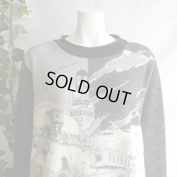 画像4: 新品 9952 ML ヨーロッパ絵画風絵柄 ニット チュニック ワンピース 黒系 秋 冬 ロールネック レディース 異素材切替 50代 60代 70代 (4)