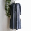 画像9: 新品 9955 ML 幾何学柄 ピンタック ワンピース 紺系 秋 レディース モード クラシック 高級感 上質 上品 50代 60代 70代 (9)